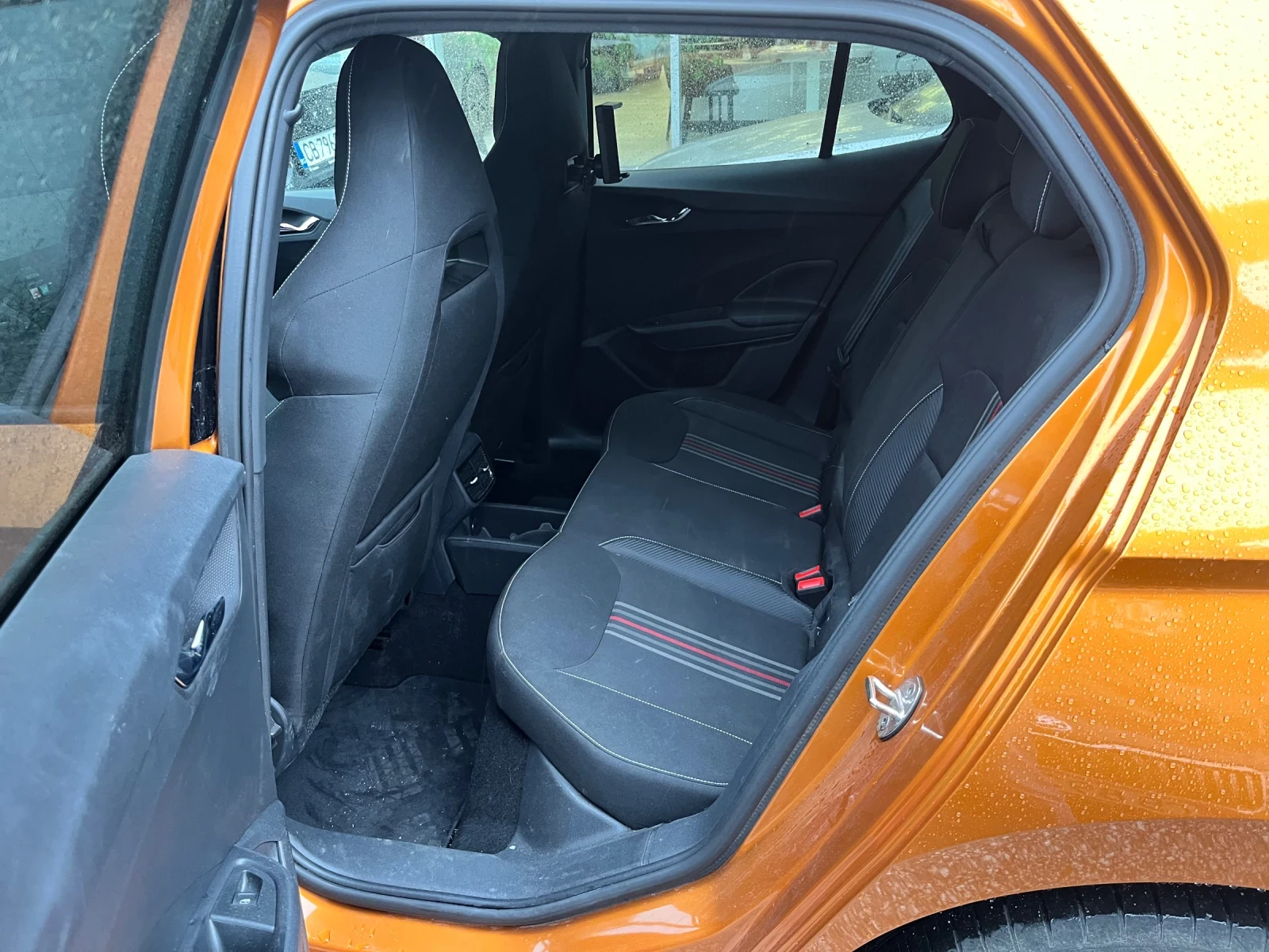 Skoda Fabia 1.0 TSI 6M Monte Carlo - изображение 6