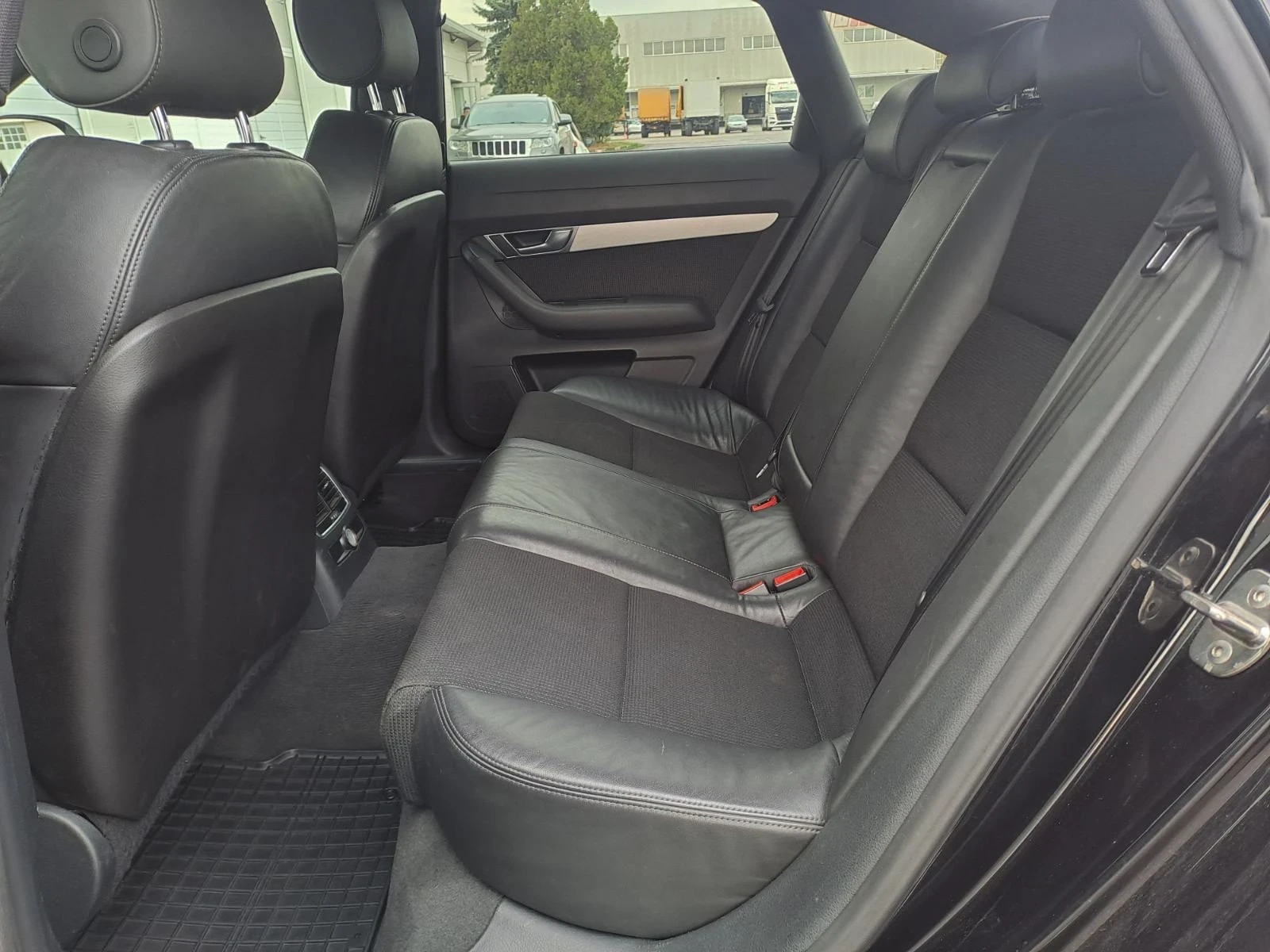 Audi A6, снимка 8 - Автомобили и джипове - 53294731