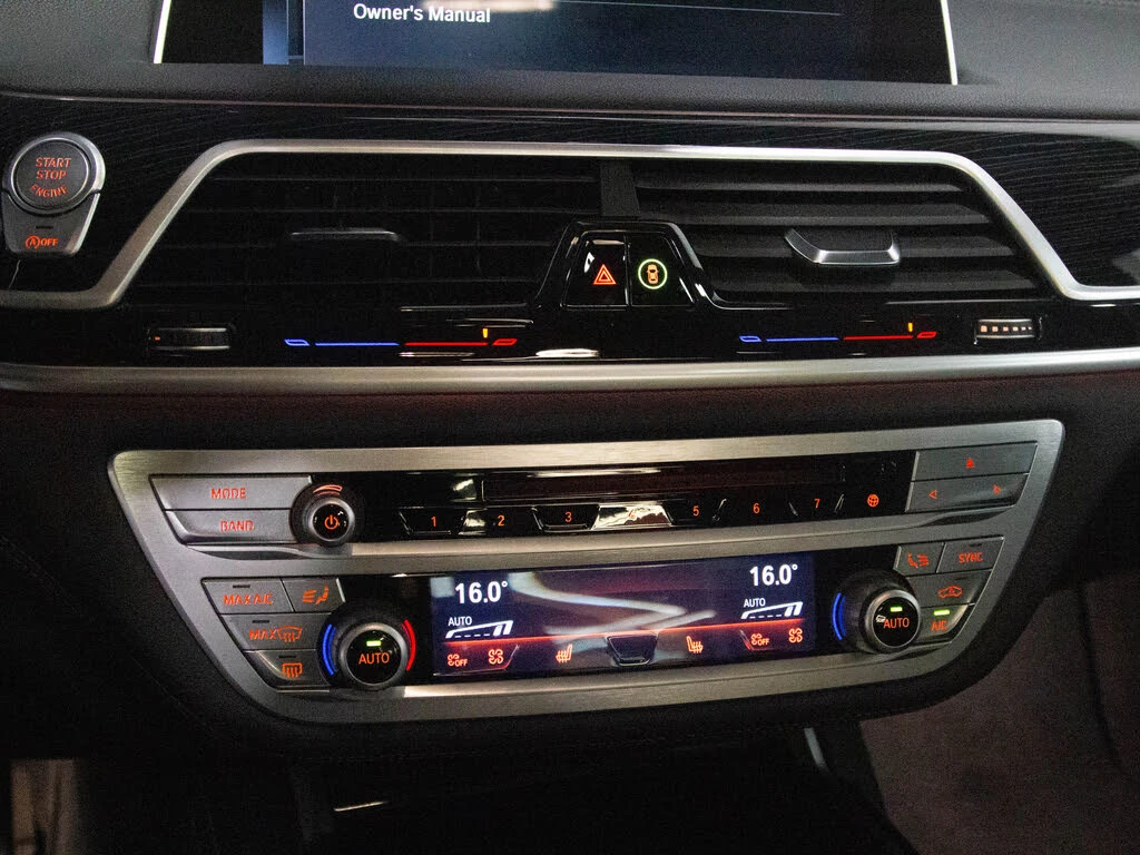 BMW 750 xDrive AWD * CARFAX * ����������* (���� �� ��) | Mobile.bg � ����������� 14