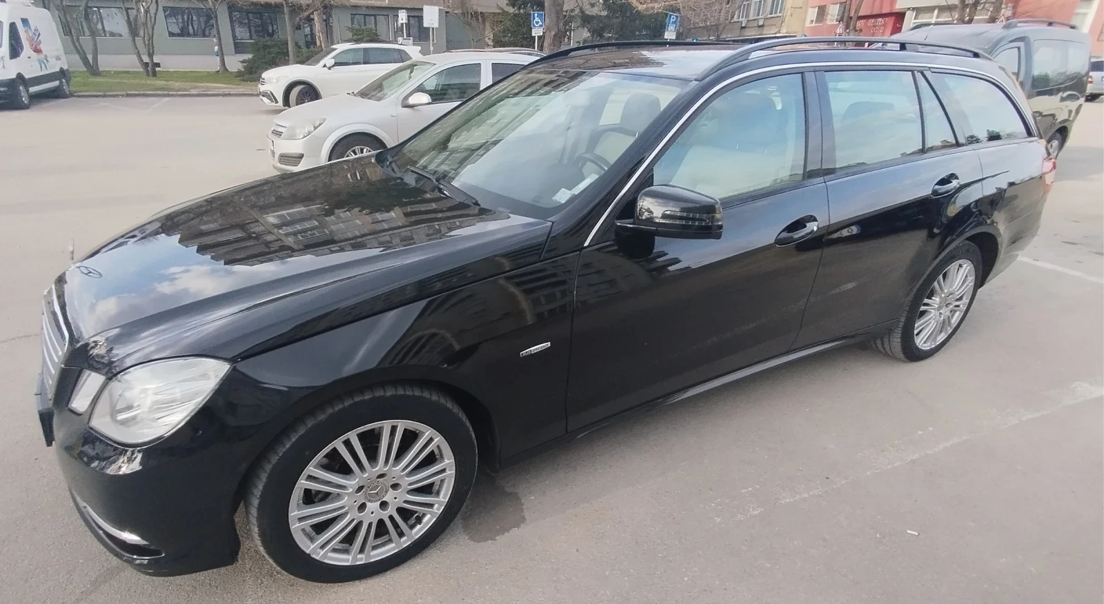 Mercedes-Benz E 250 4 MATIC