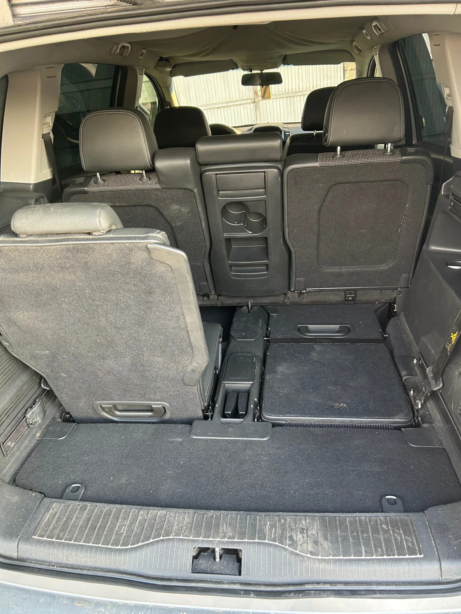 Opel Zafira Cosmo 1.9 CDTI, снимка 17 - Автомобили и джипове - 54247364