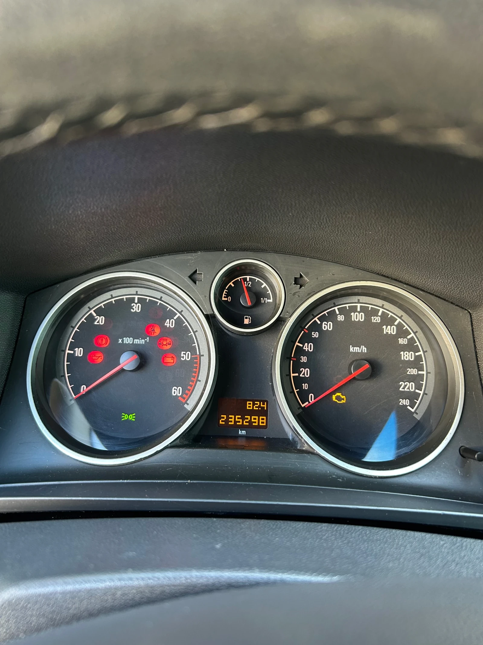 Opel Zafira Cosmo 1.9 CDTI, снимка 6 - Автомобили и джипове - 54247364