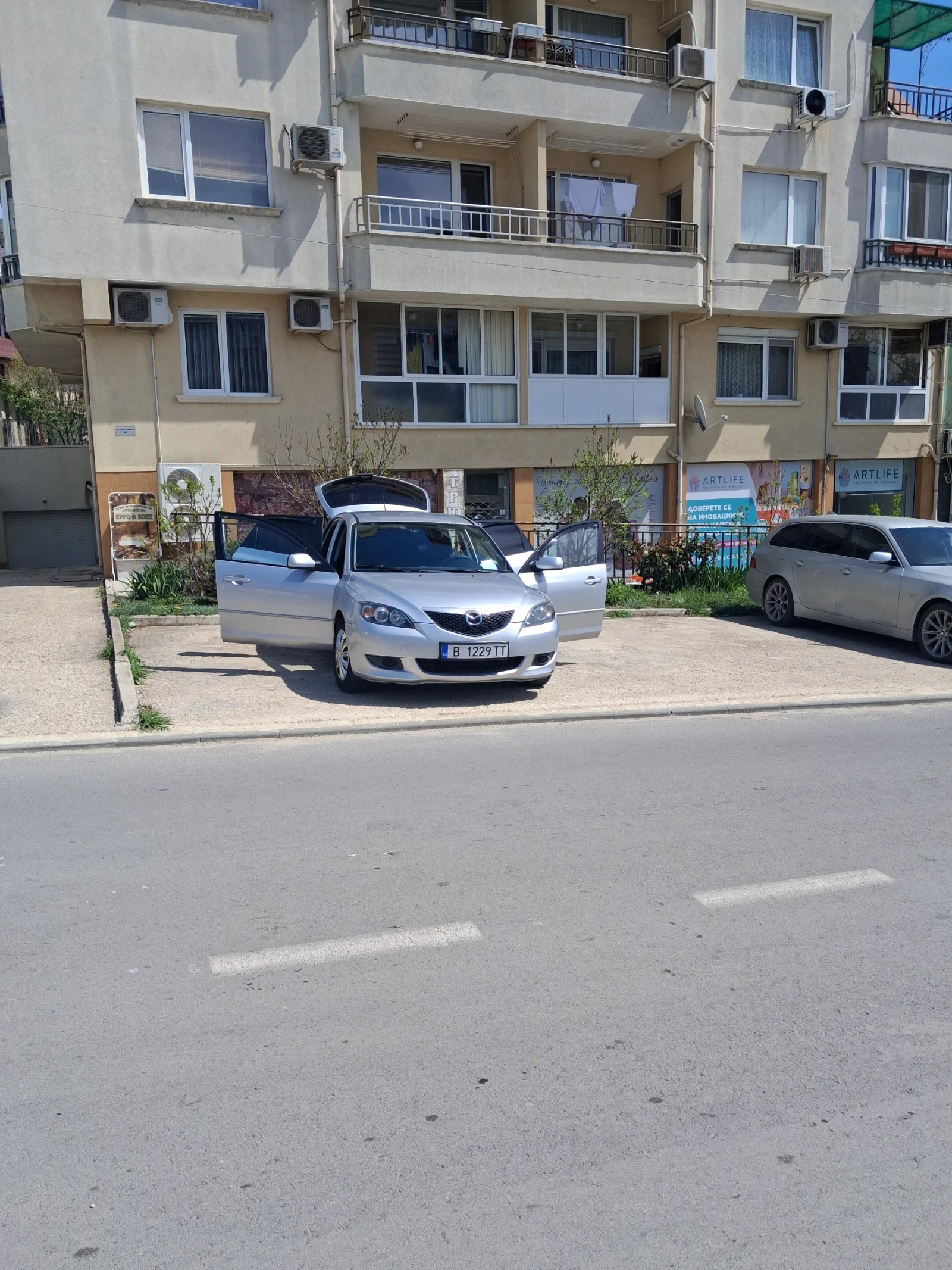 Mazda 3 1.6, снимка 3 - Автомобили и джипове - 54296263
