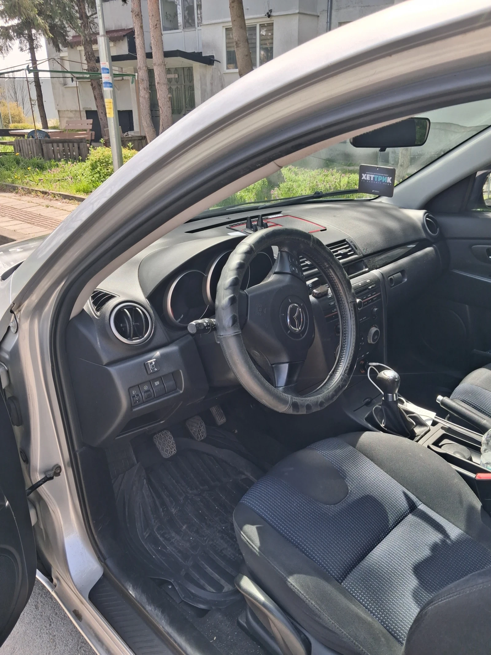 Mazda 3 1.6, снимка 2 - Автомобили и джипове - 54296263