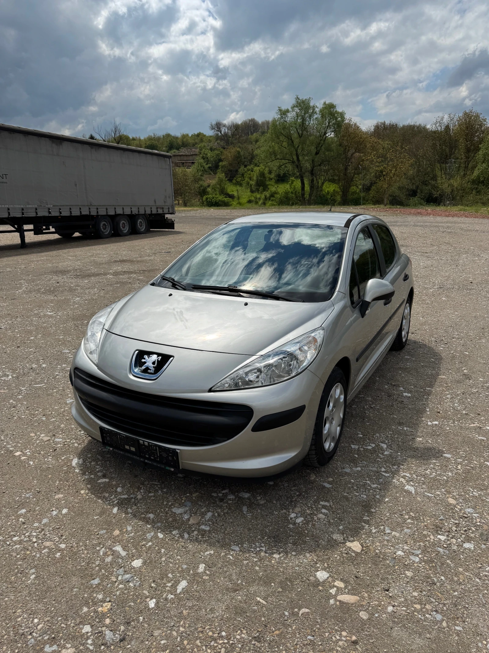 Peugeot 207