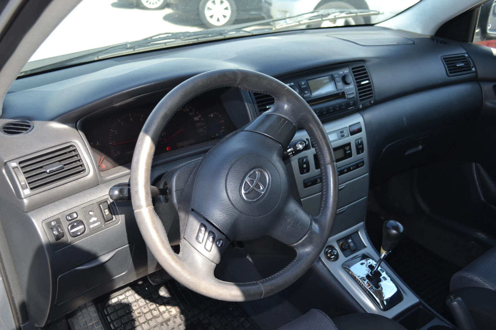 Toyota Corolla 1.4D-4D | Mobile.bg � ����������� 7