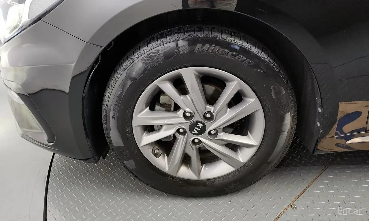 Kia K5 PRESTIGE, снимка 5 - Автомобили и джипове - 54734631