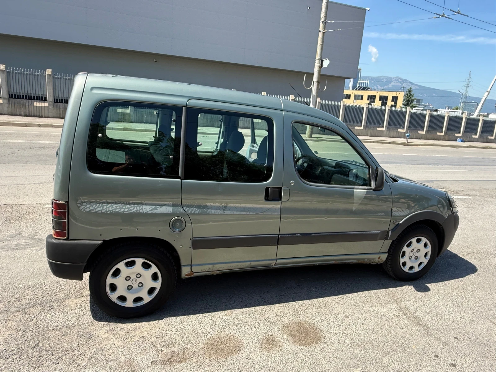 Peugeot Partner, снимка 5 - Автомобили и джипове - 55432993