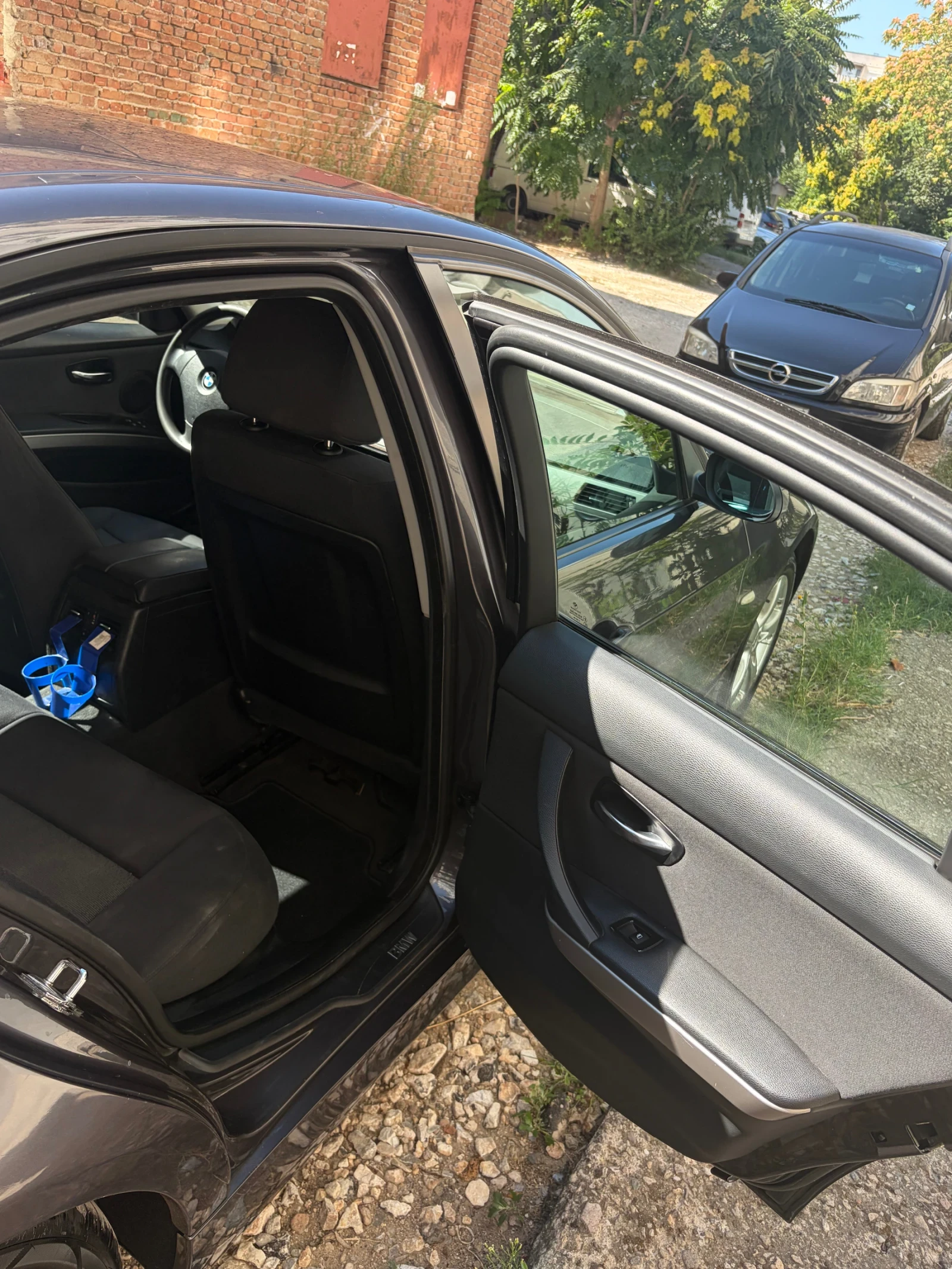 BMW 320, снимка 13 - Автомобили и джипове - 55448129