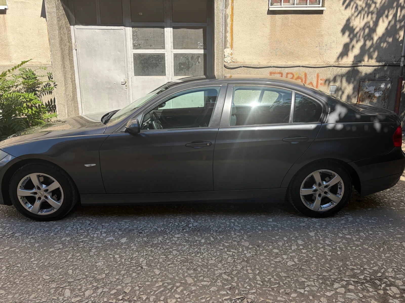 BMW 320, снимка 7 - Автомобили и джипове - 55448129