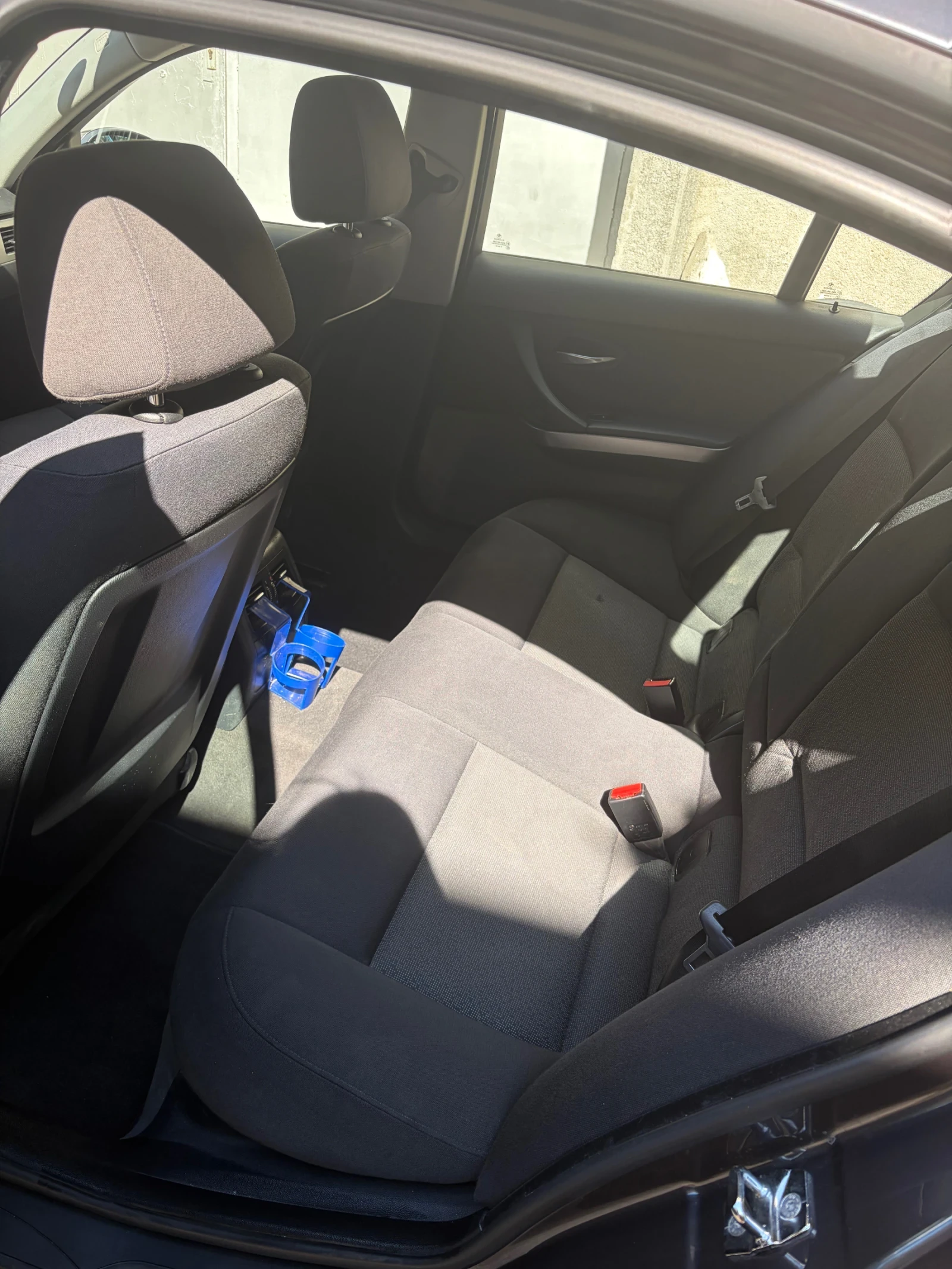 BMW 320, снимка 8 - Автомобили и джипове - 55448129