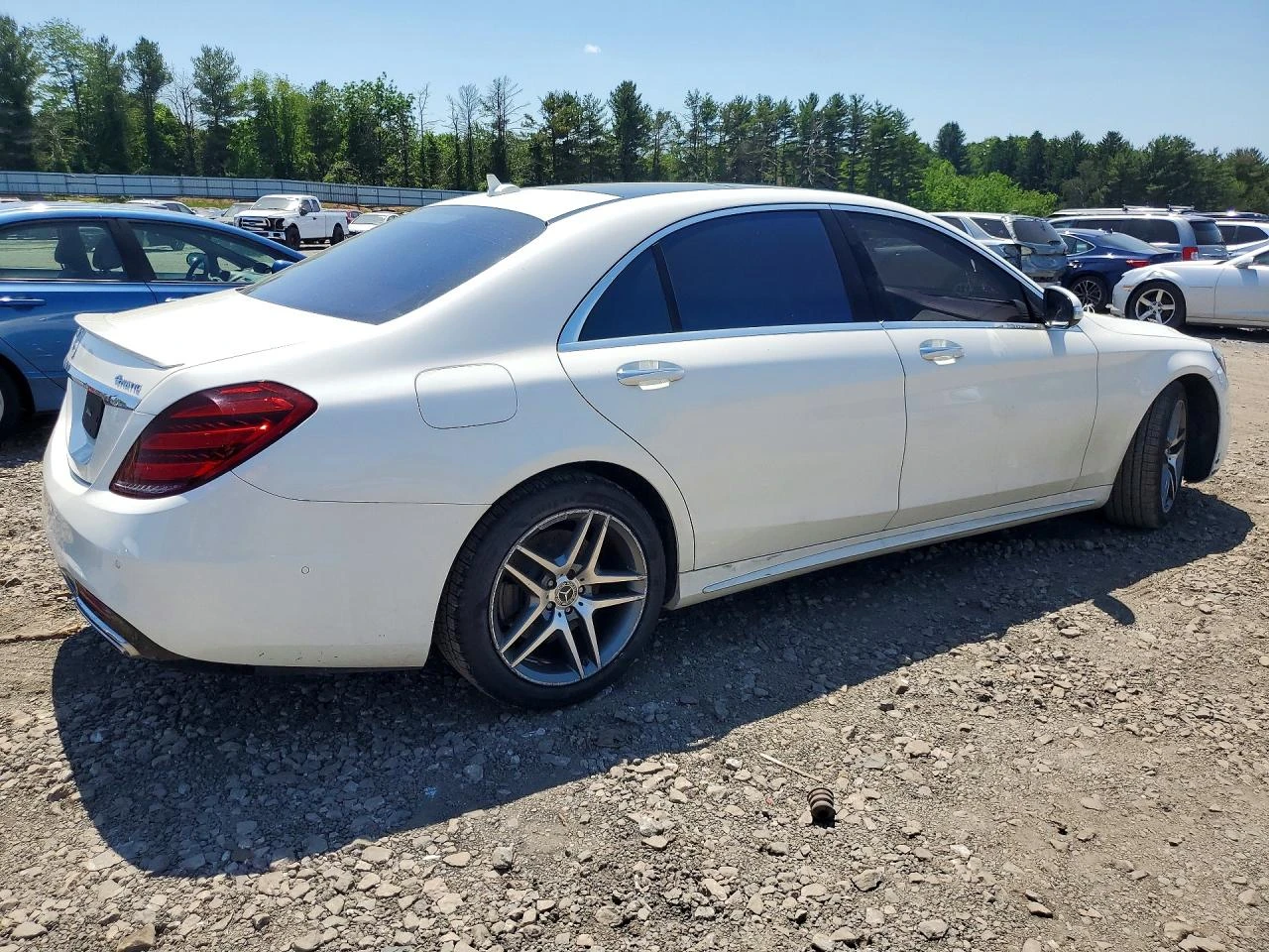 Mercedes-Benz S 560 4.0l 4Matic, снимка 3 - Автомобили и джипове - 55465441