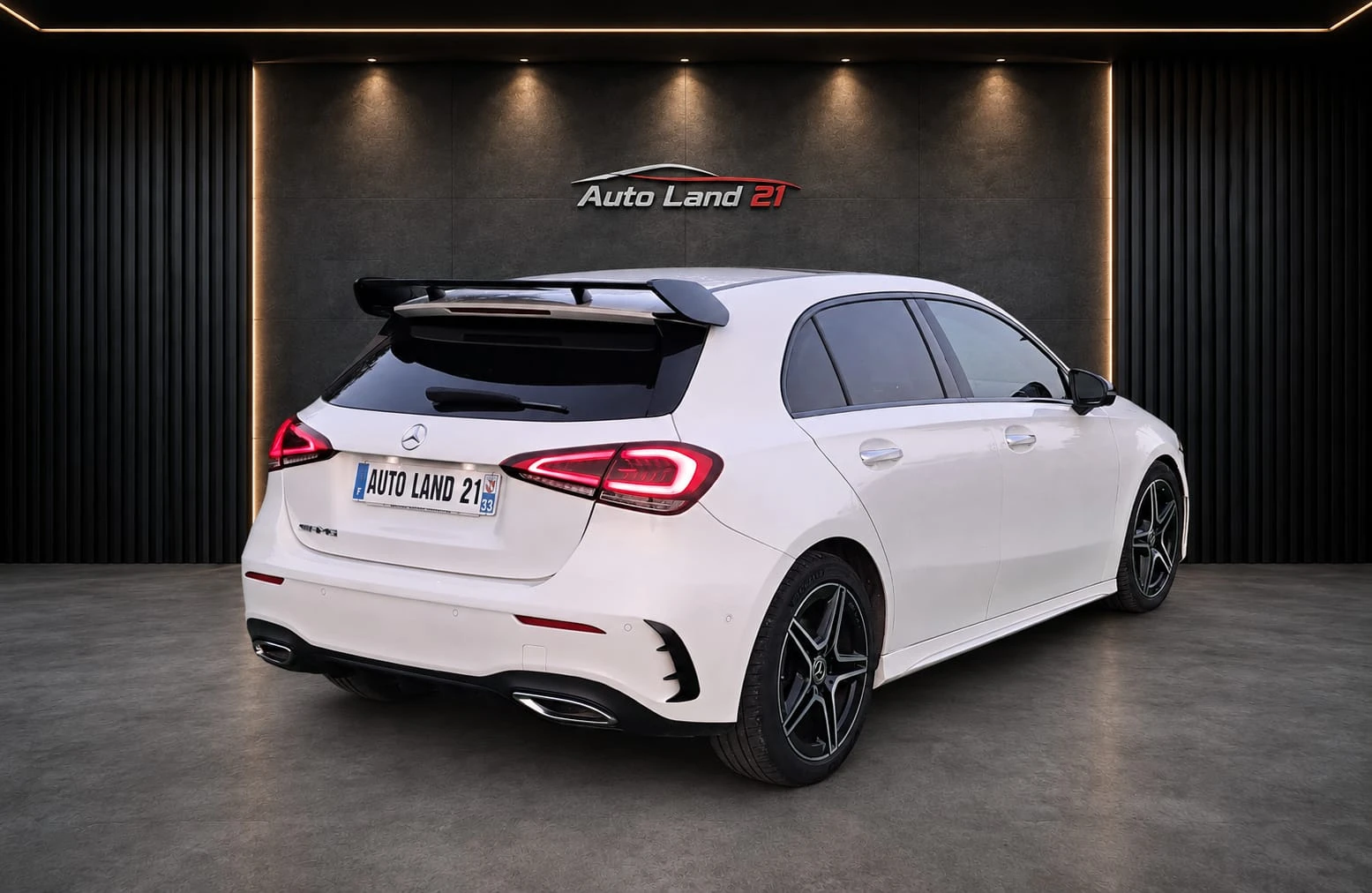 Mercedes-Benz A 200 AMG LINE* BURMASTER* ALCANTARA* 360 KAMERA* 8G, снимка 7 - Автомобили и джипове - 55536500