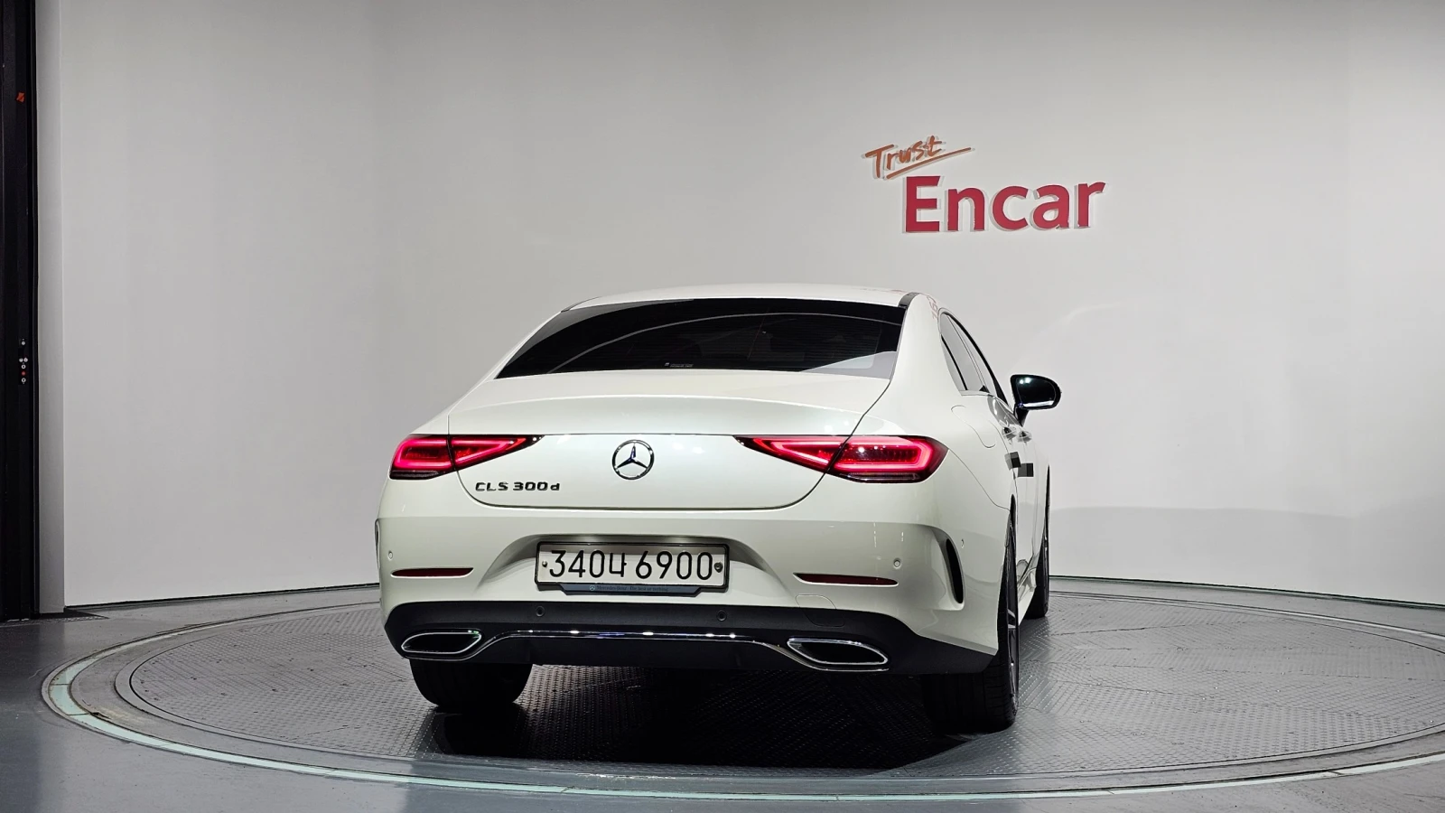 Mercedes-Benz CLS 300 d AMG Line, снимка 4 - Автомобили и джипове - 55618673