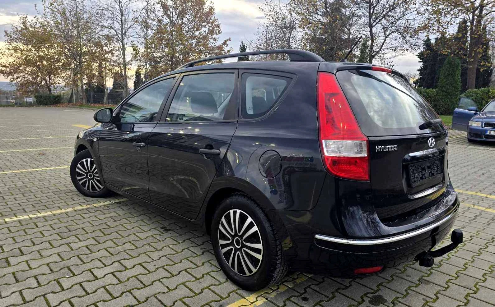 Hyundai I30 1.6CRDI/ПЕРФЕКТЕН, снимка 4 - Автомобили и джипове - 56066233