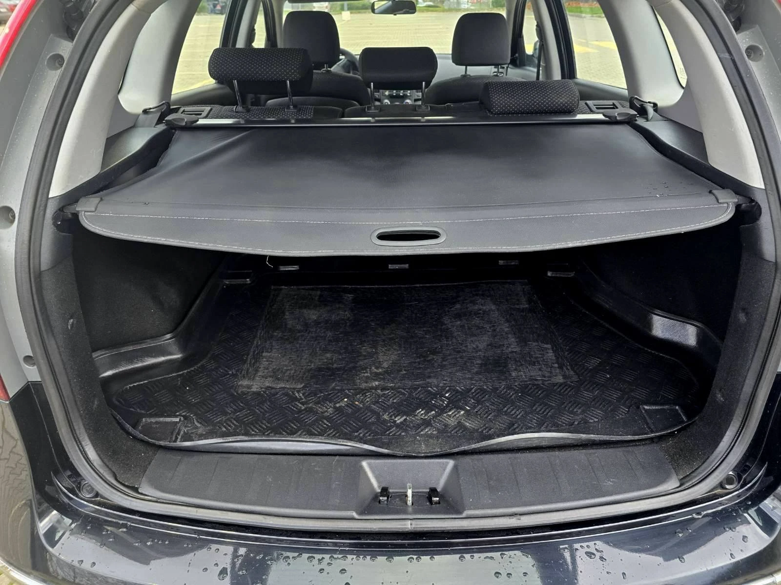 Hyundai I30 1.6CRDI/ПЕРФЕКТЕН, снимка 16 - Автомобили и джипове - 56066233