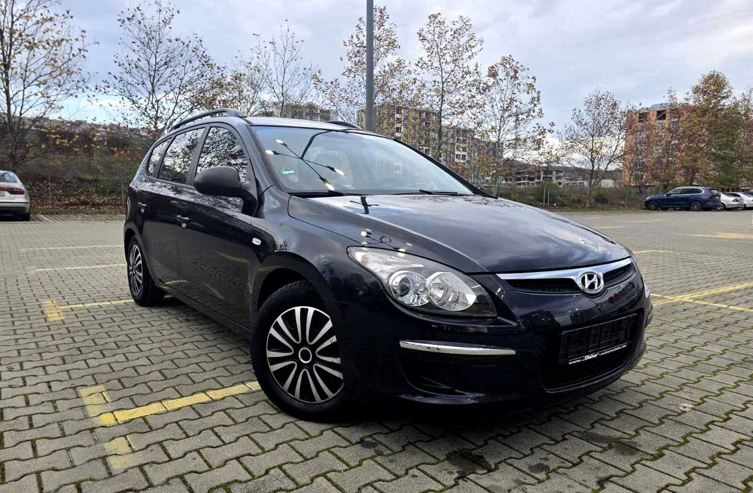 Hyundai I30 1.6CRDI/ПЕРФЕКТЕН, снимка 3 - Автомобили и джипове - 56066233