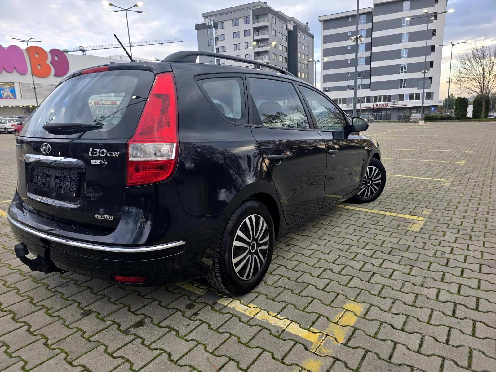 Hyundai I30 1.6CRDI/ПЕРФЕКТЕН, снимка 6 - Автомобили и джипове - 56066233