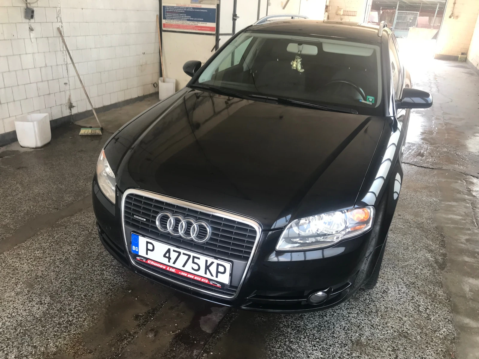 Audi A4, снимка 3 - Автомобили и джипове - 56408264