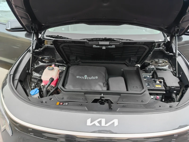 Kia Niro EV, снимка 6 - Автомобили и джипове - 48490663