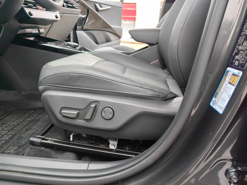 Kia Niro EV, снимка 13 - Автомобили и джипове - 48490663