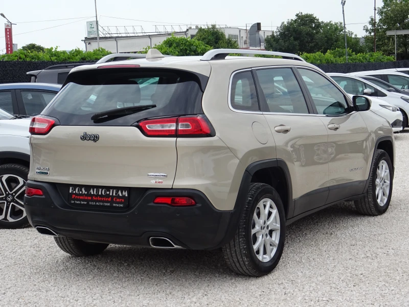Jeep Cherokee 2.0 Mjt II D 170k AT9 4WD Active Drive I Longitude, снимка 4 - Автомобили и джипове - 51106873