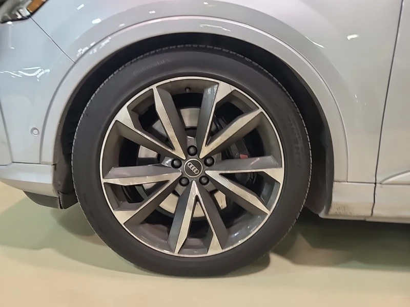Audi SQ7 PREMIUM PLUS  CARFAX, снимка 6 - Автомобили и джипове - 52573916