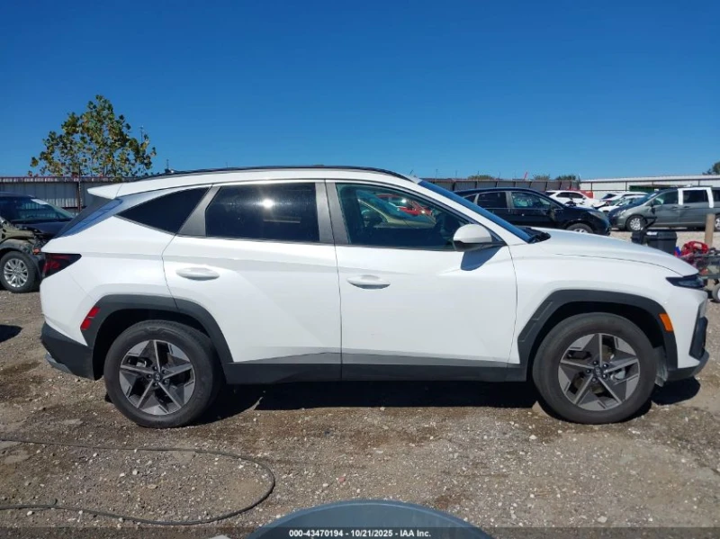 Hyundai Tucson 2.5L I-4 DI, DOHC, VVT, 187HP All Wheel Drive, снимка 5 - Автомобили и джипове - 52851114
