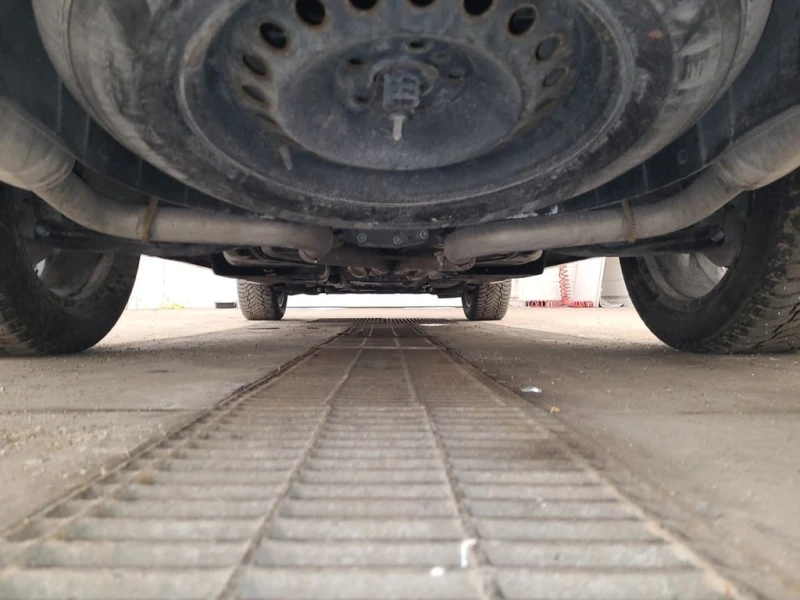 Jeep Grand cherokee OVERLAND LONG AWD * АМБИЕНТНО * 6 МЕСТНА * , снимка 15 - Автомобили и джипове - 53340137