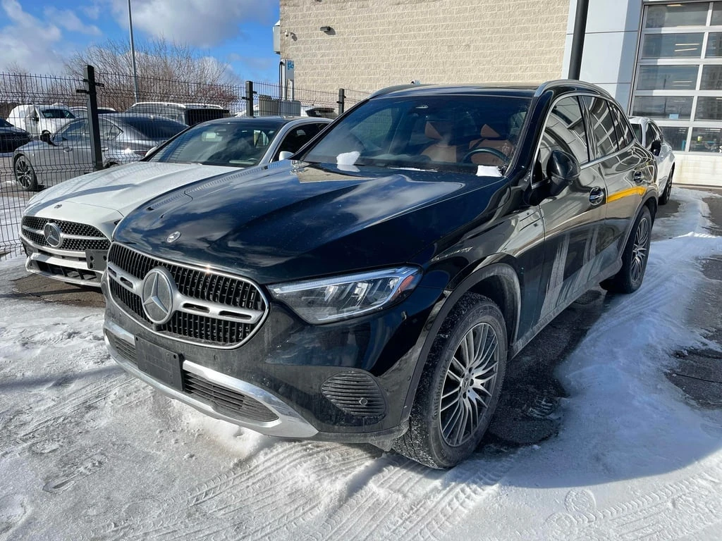 Mercedes-Benz GLC 300 2023* CARFAX * БЕЗ ПЪРВОНАЧАЛНА ВНОСКА, снимка 1