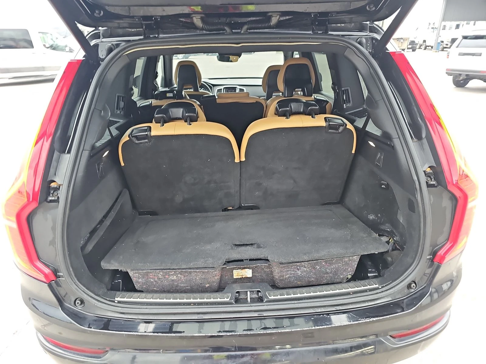 Volvo Xc90 T6 Momentum/PANO/KEYLESS/NAVI/ПОДГРЕВ/КАМЕРA - изображение 6