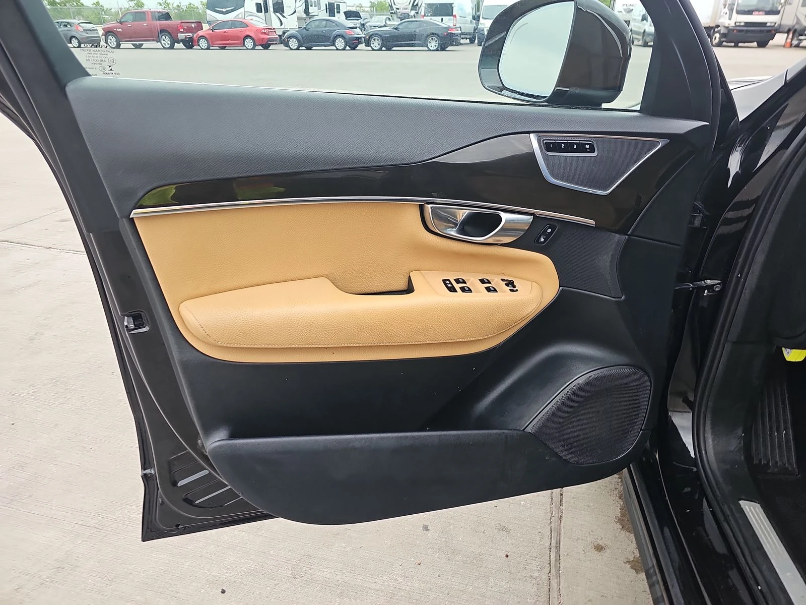 Volvo Xc90 T6 Momentum/PANO/KEYLESS/NAVI/ПОДГРЕВ/КАМЕРA - изображение 8