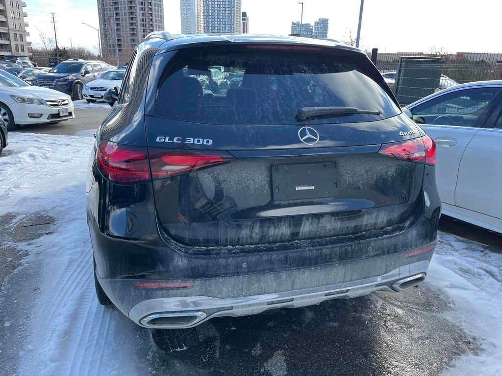 Mercedes-Benz GLC 300 2023* CARFAX * БЕЗ ПЪРВОНАЧАЛНА ВНОСКА - изображение 5