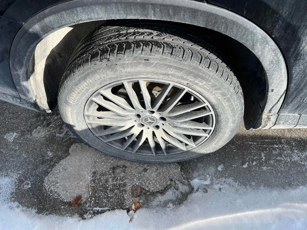 Mercedes-Benz GLC 300 2023* CARFAX * БЕЗ ПЪРВОНАЧАЛНА ВНОСКА - изображение 6