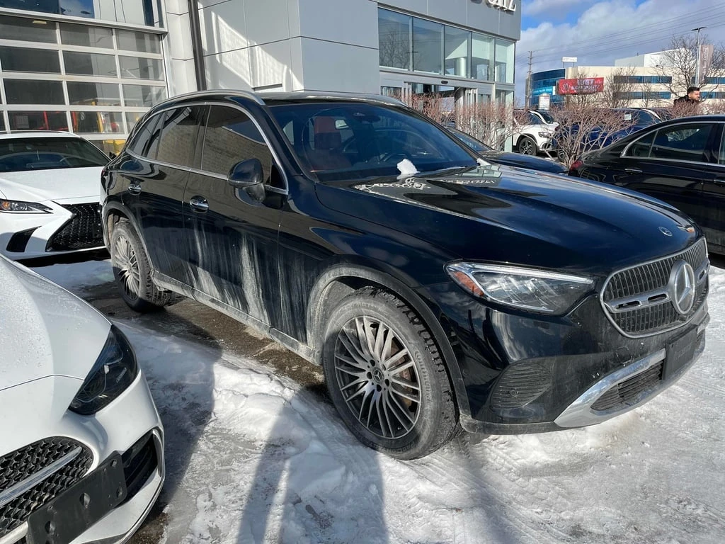 Mercedes-Benz GLC 300 2023* CARFAX * БЕЗ ПЪРВОНАЧАЛНА ВНОСКА - изображение 4