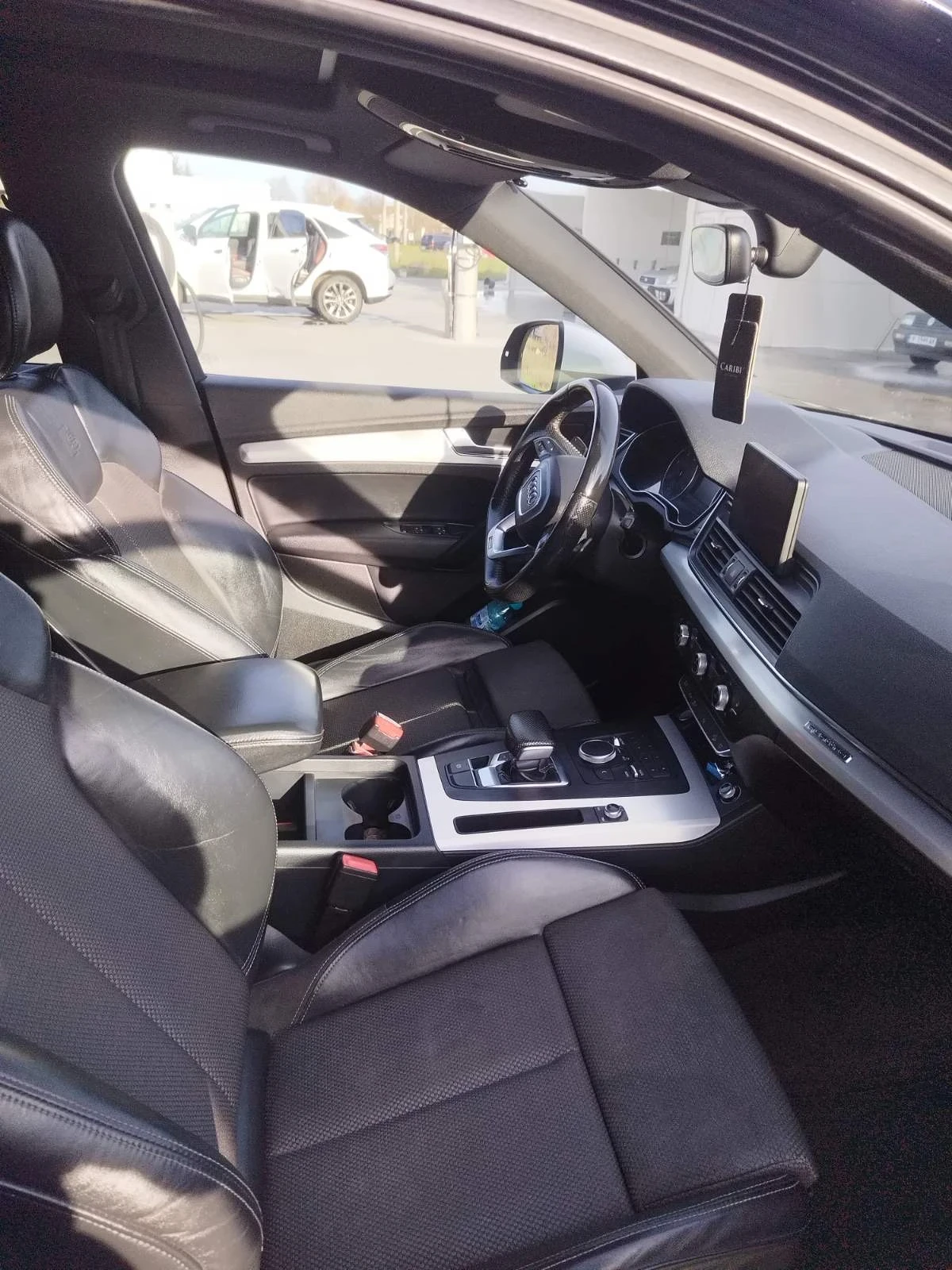 Audi Q5, снимка 5 - Автомобили и джипове - 54013959