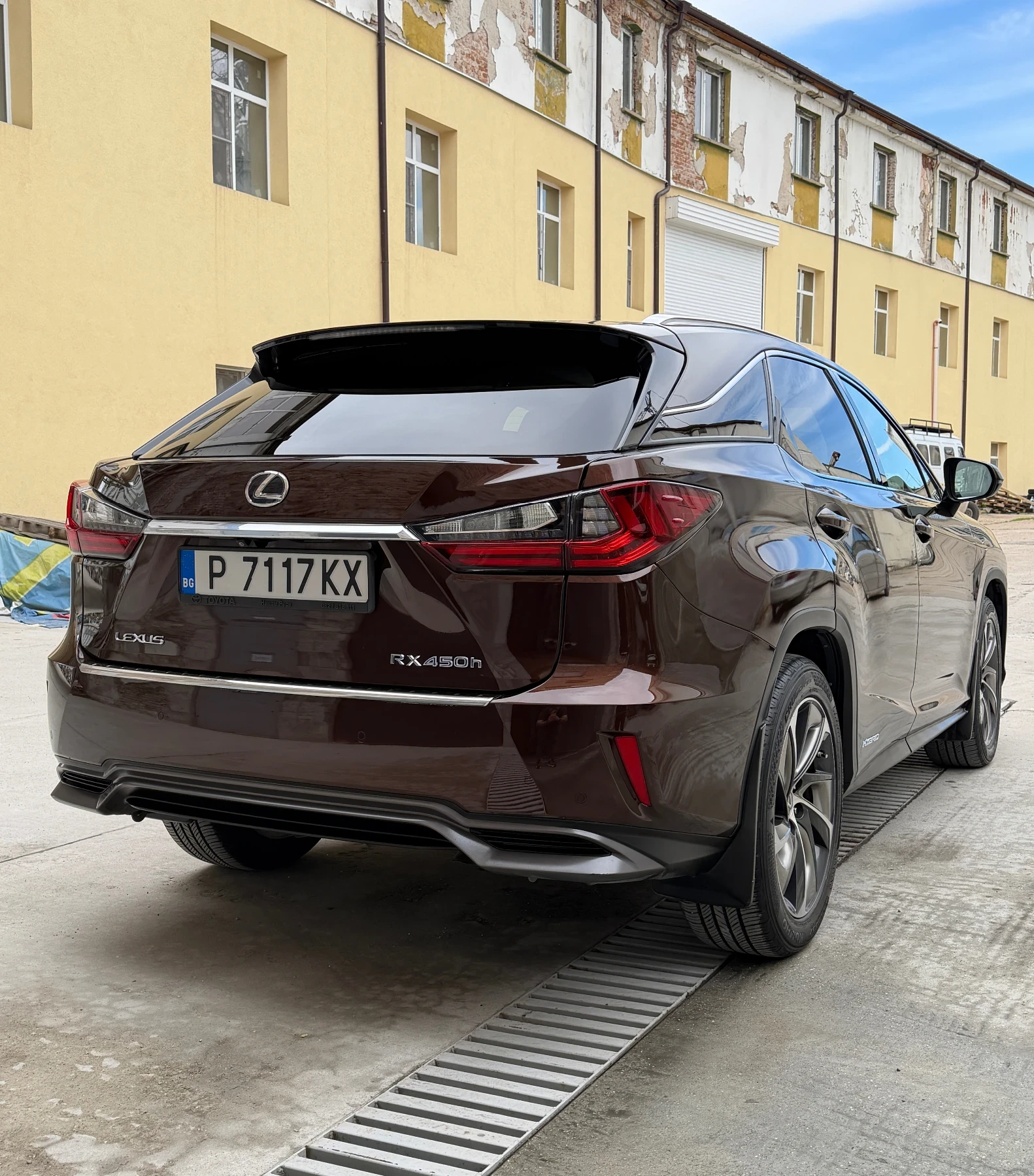 Lexus RX 450h, снимка 3 - Автомобили и джипове - 54125908