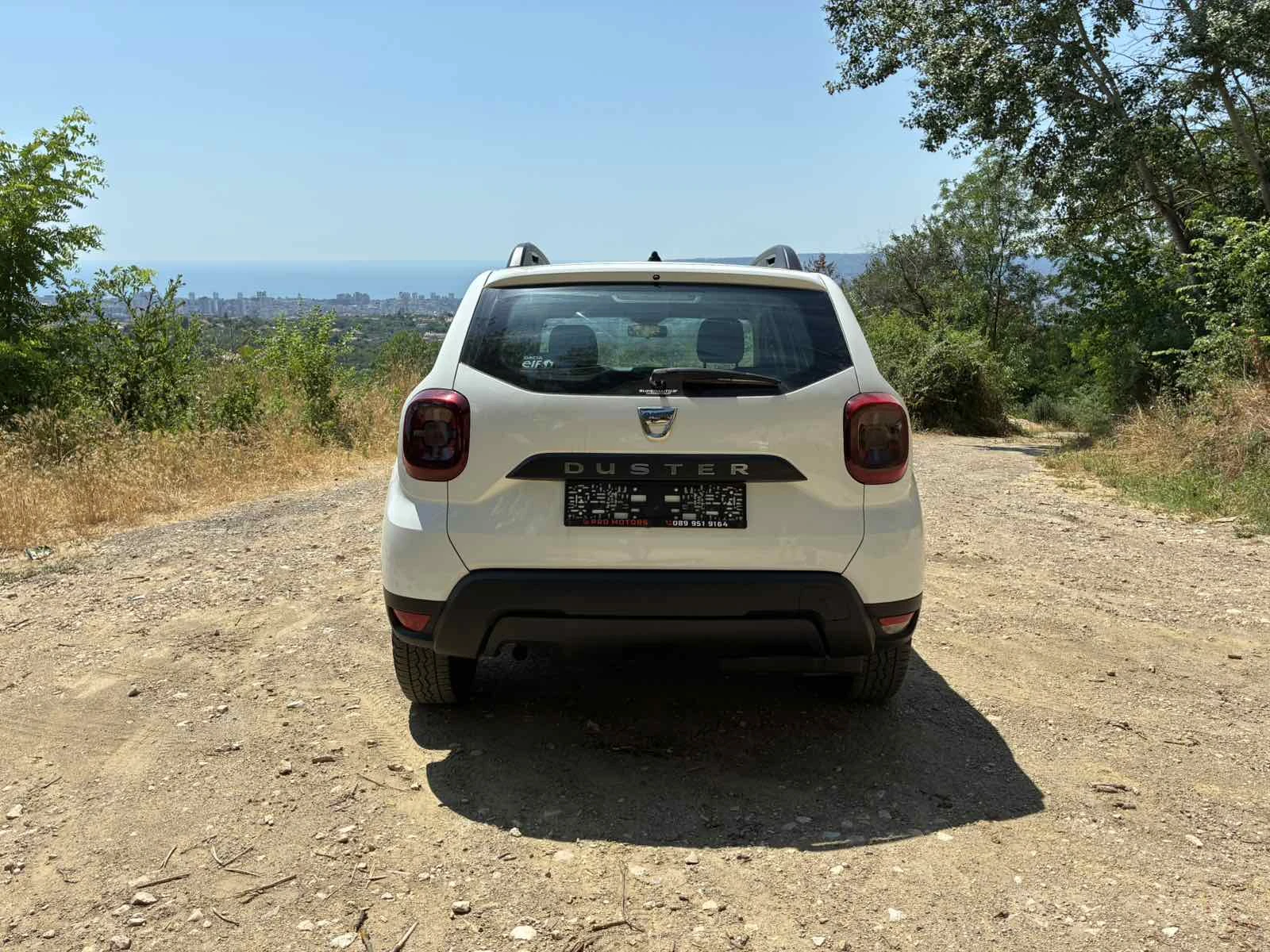 Dacia Duster 1.5, снимка 5 - Автомобили и джипове - 55177623