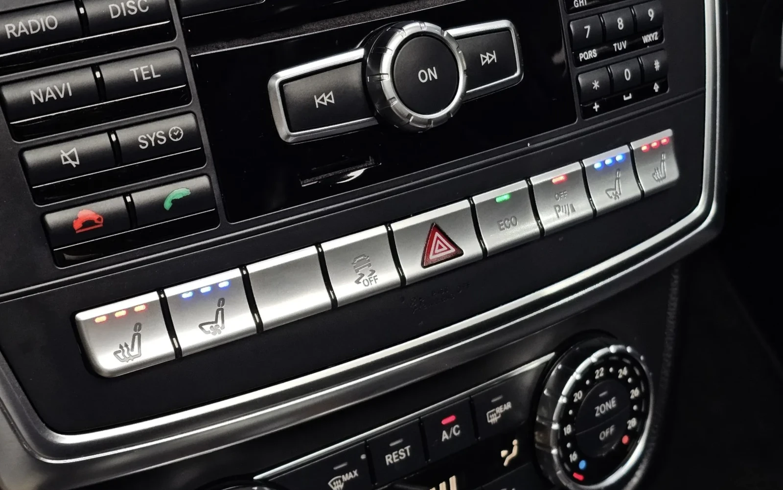 Mercedes-Benz ML 350 BLUETec 4Matic! FULL, снимка 13 - Автомобили и джипове - 55899856
