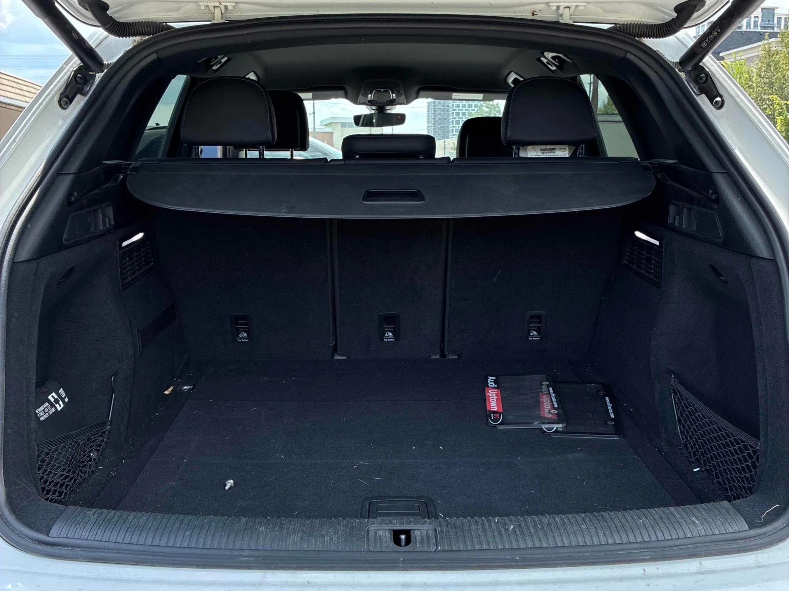 Audi Q5 * Komfort * CARFAX * ОПЦИЯ ЗА ФИНАНСИРАНЕ , снимка 13 - Автомобили и джипове - 55948436