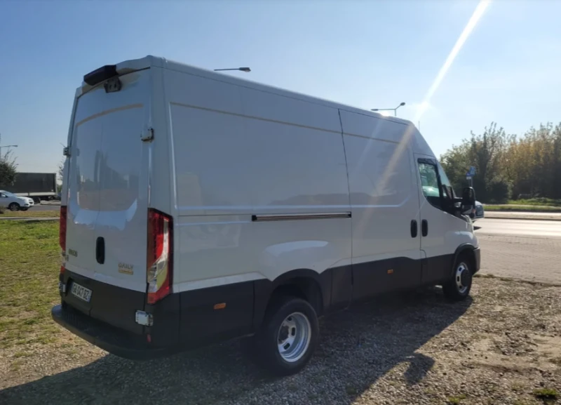 Iveco Daily 35c18, снимка 4 - Бусове и автобуси - 47696002