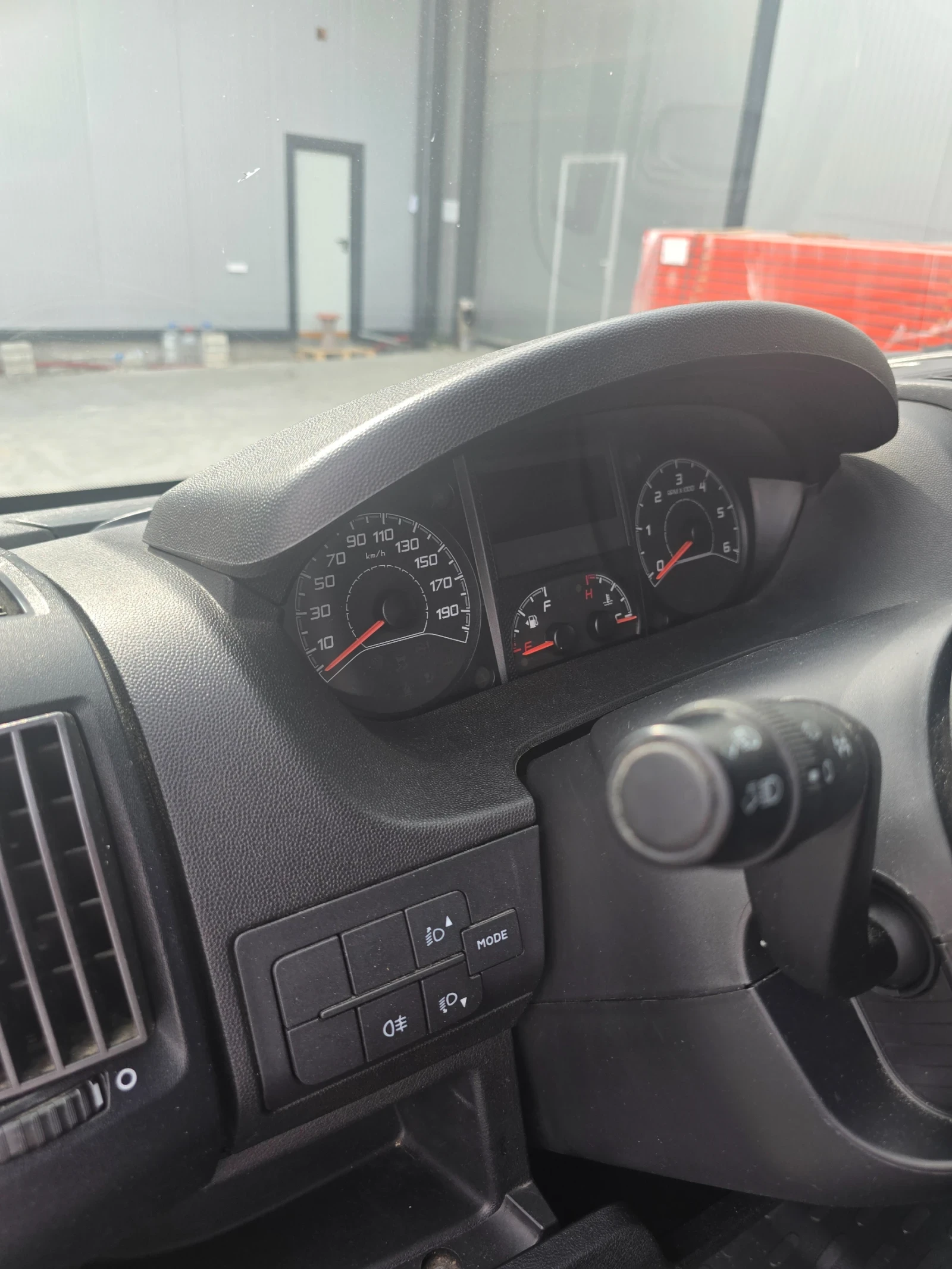 Peugeot Boxer Peugeot Boxer 2.2 HDi - изображение 8