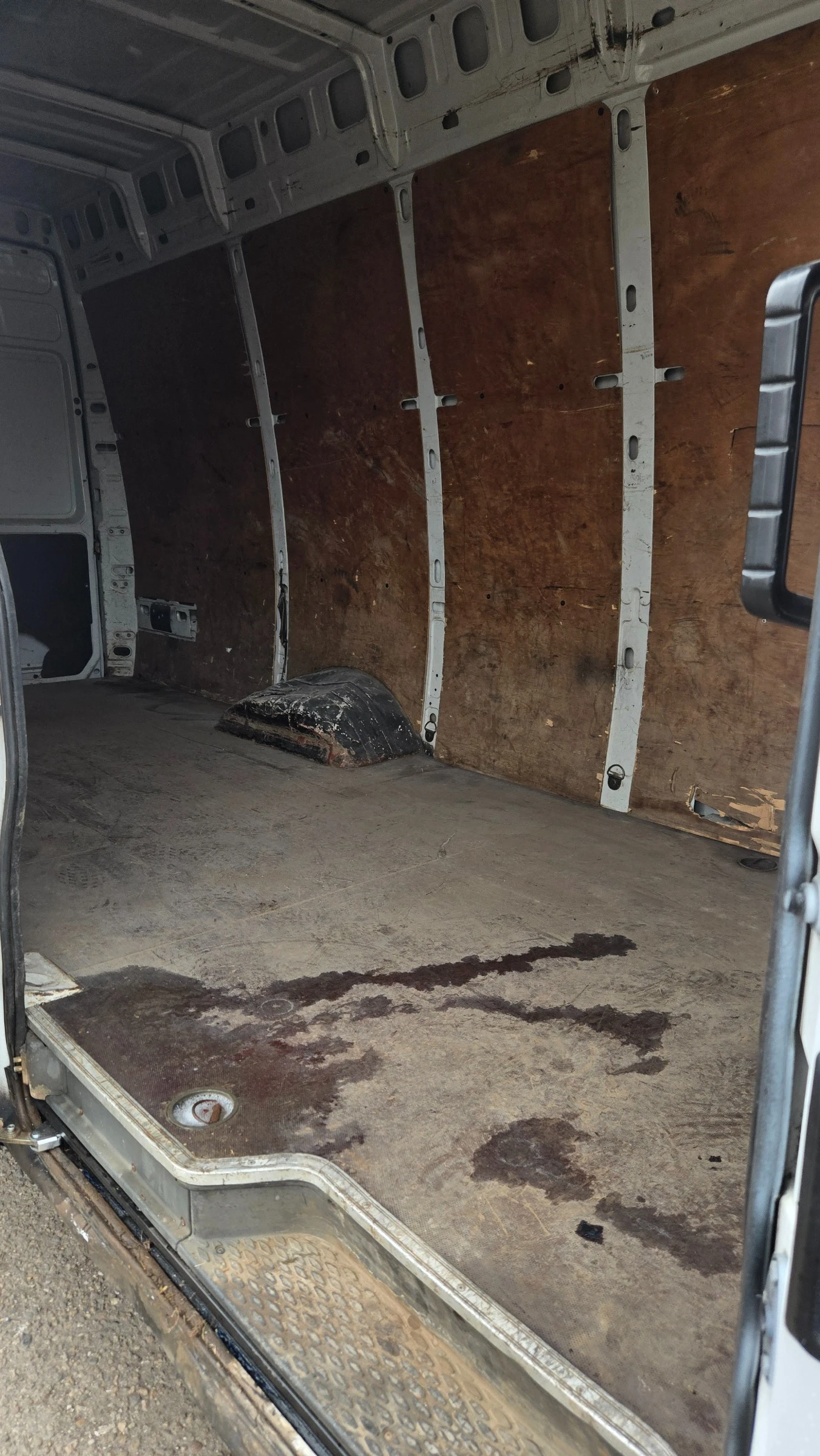 Iveco 35c13 3.5t XXl - изображение 10