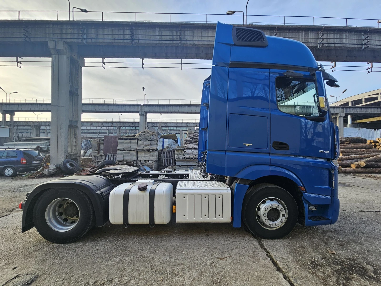 Mercedes-Benz Actros 1845 - изображение 7