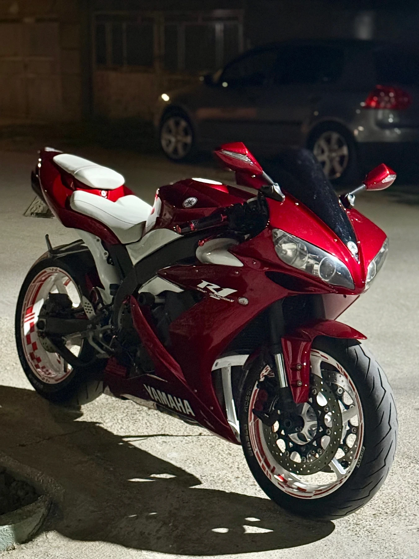 Yamaha YZF-R1  - изображение 4