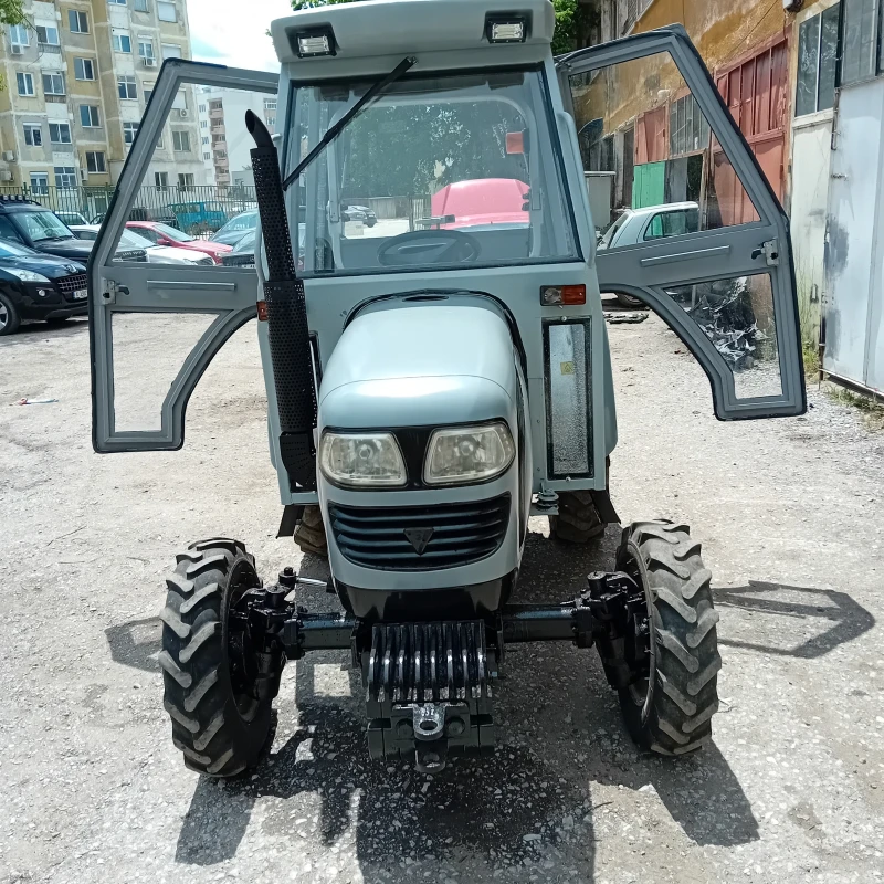 Трактор Foton, снимка 2 - Селскостопанска техника - 52384745