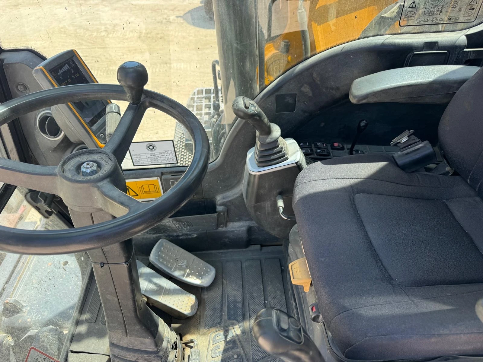 Багер JCB JS 145 W - 2  БРОЯ ЛИЗИНГ, снимка 8 - Индустриална техника - 55458528
