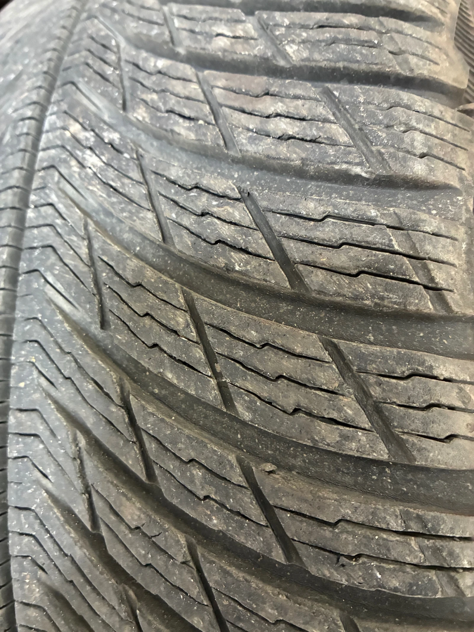 ���� 225/45R18 | Mobile.bg � ����������� 6