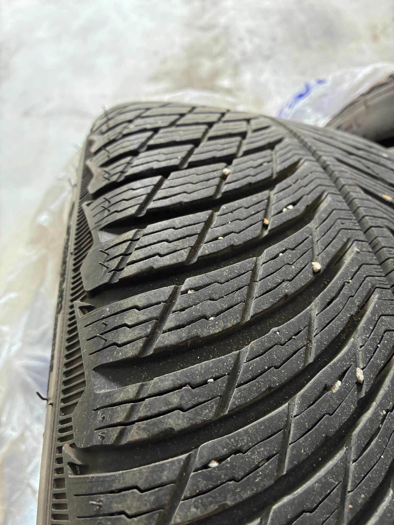 ���� 225/45R18 | Mobile.bg � ����������� 2