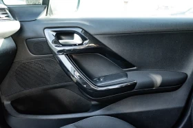 Peugeot 208, снимка 13